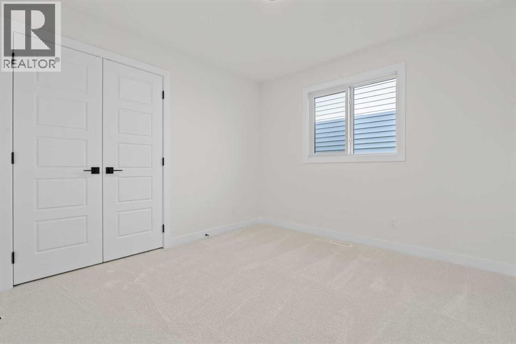 571 Buffaloberry Manor SE - 29
