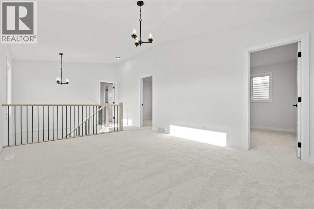 571 Buffaloberry Manor SE - 18