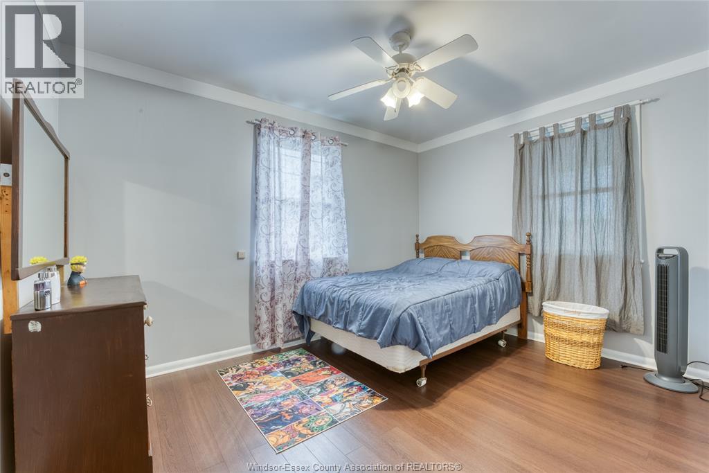248 MCKAY AVENUE - 12