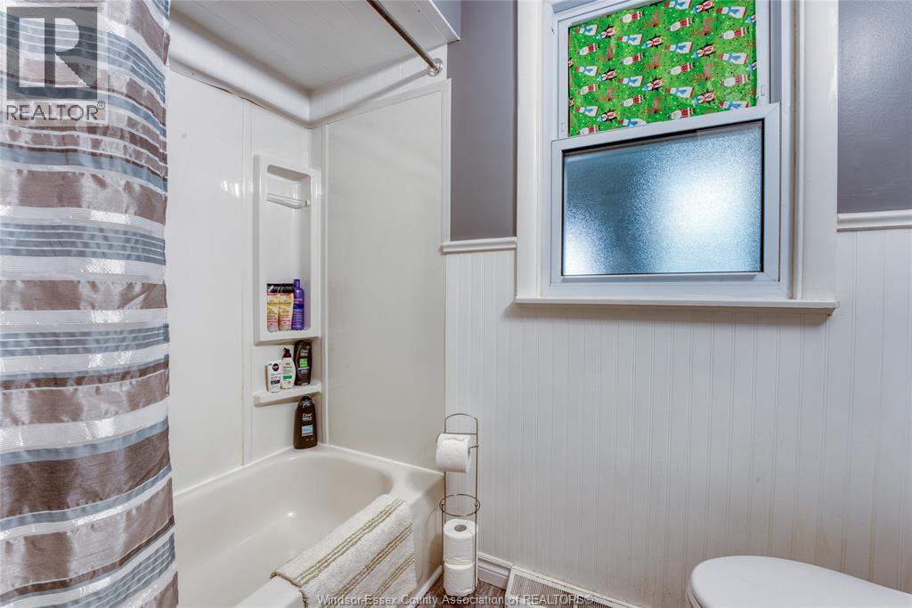 248 MCKAY AVENUE - 15
