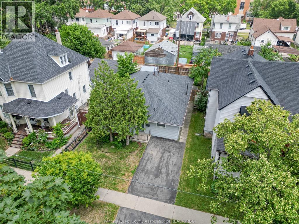 248 MCKAY AVENUE - Image 2