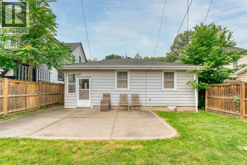 248 MCKAY AVENUE - 20