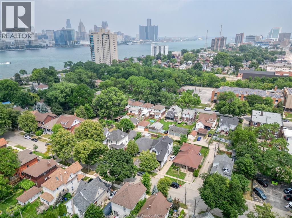248 MCKAY AVENUE - 3