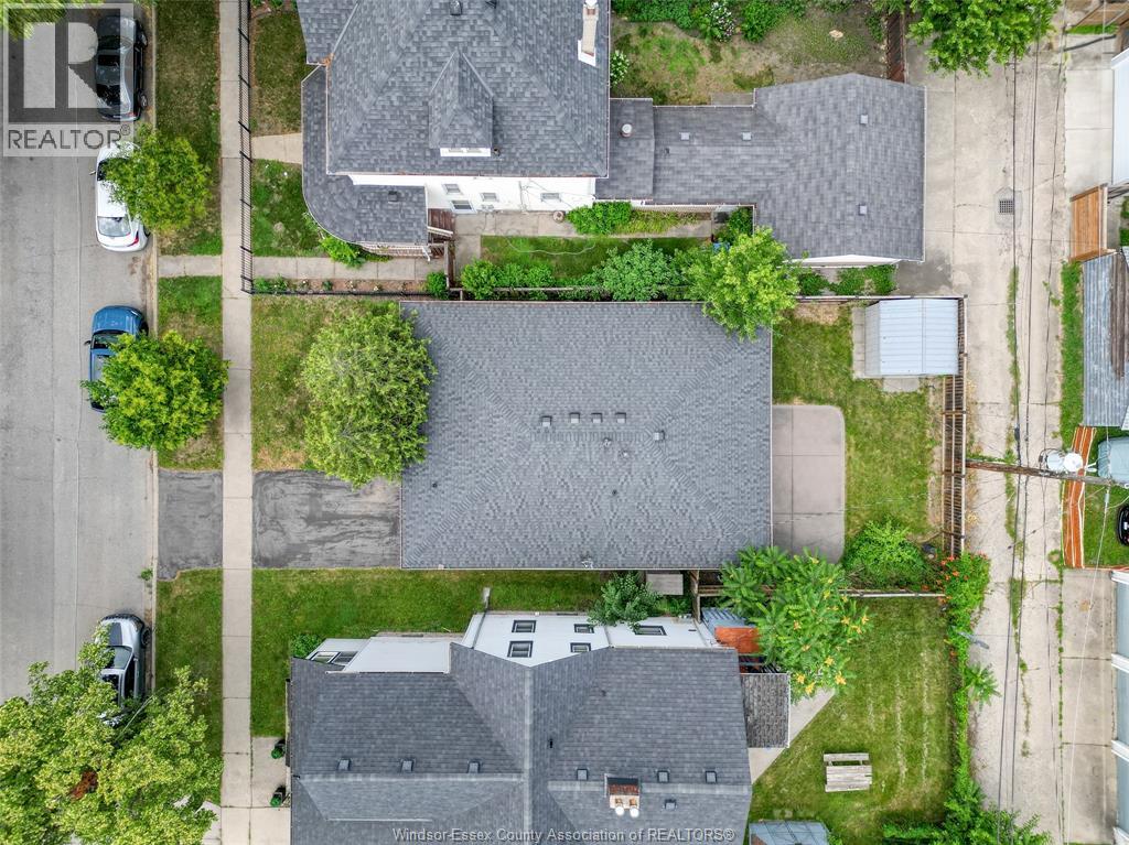 248 MCKAY AVENUE - 4