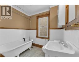 1451 Ouellette Avenue, Windsor, ON N8X1K1 Photo 20