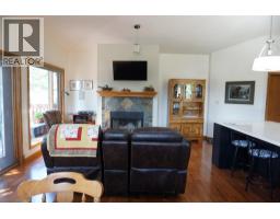 Bedroom - 4951 Hot Springs Road Lot# 1, Fairmont Hot Springs, BC V0B1L1 Photo 8