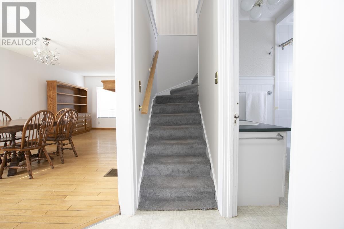 548 Lake ST - 27