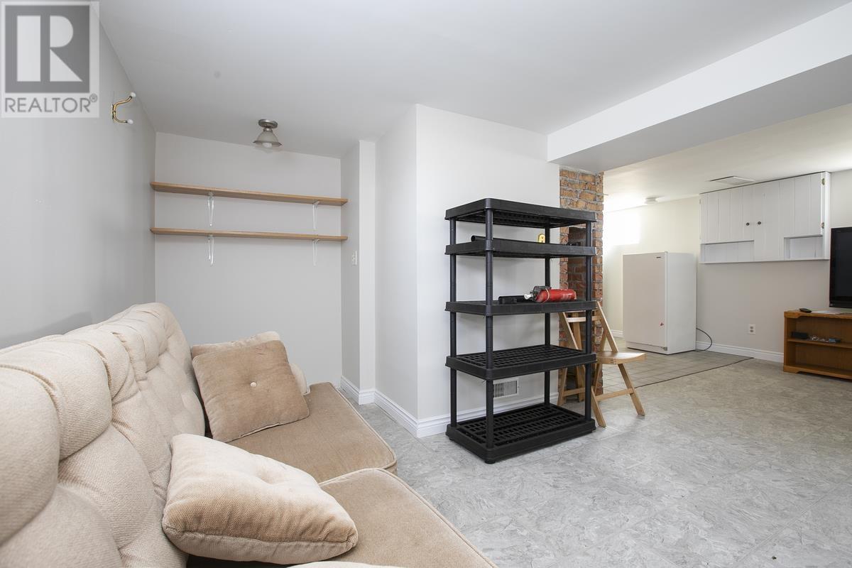 548 Lake ST - 46