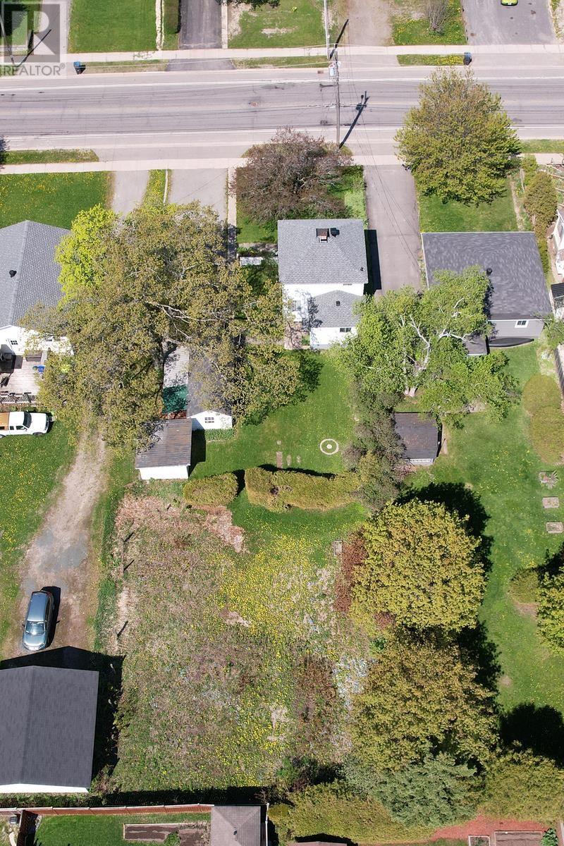 548 Lake ST - 8