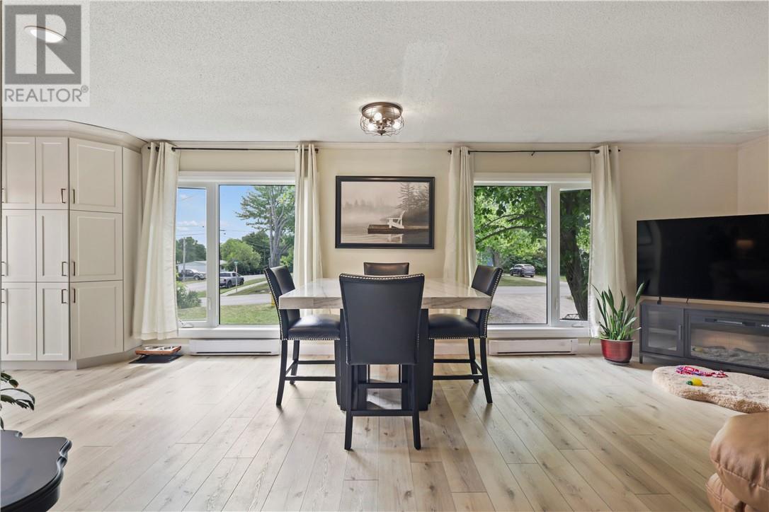5 DUPONT Street - 22