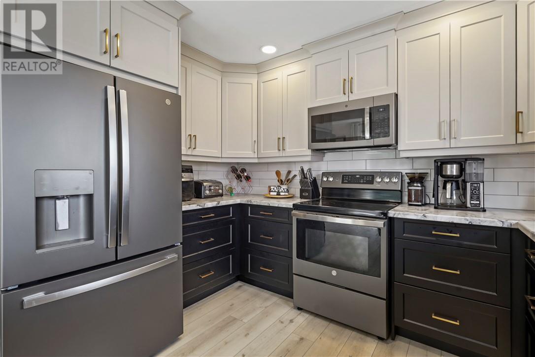 5 DUPONT Street - 27