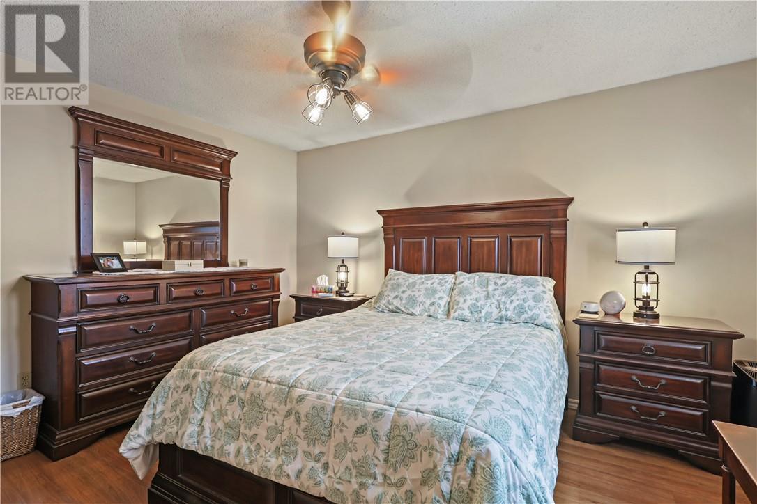 5 DUPONT Street - 35