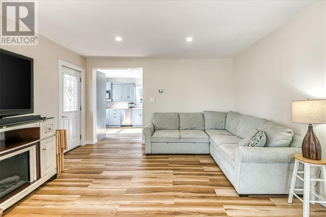 112 Cote Boulevard - 4