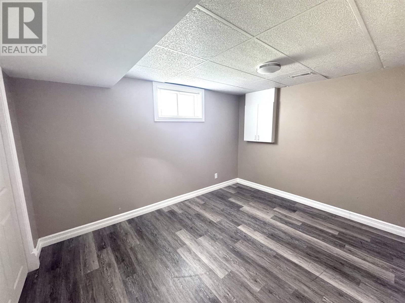 18 Wood AVE - 22