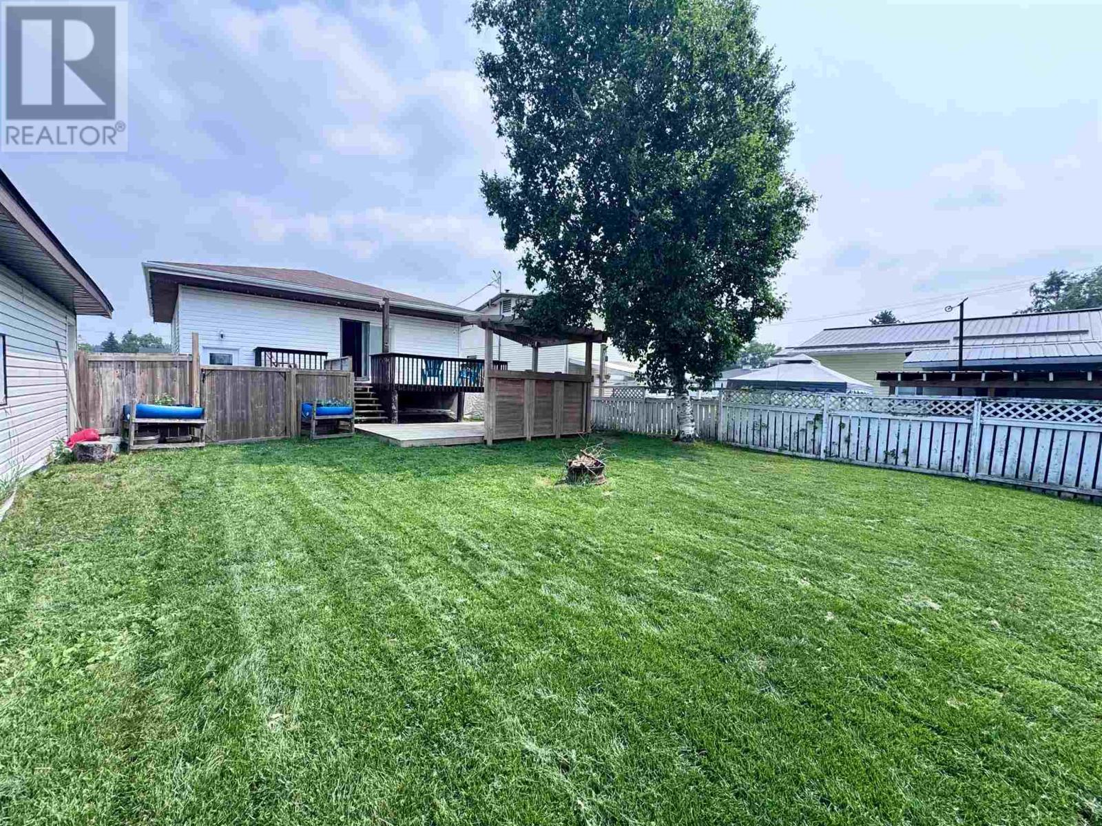 18 Wood AVE - 31