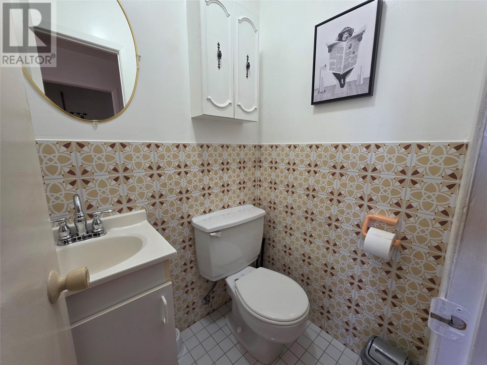2 Embassy Avenue - 11