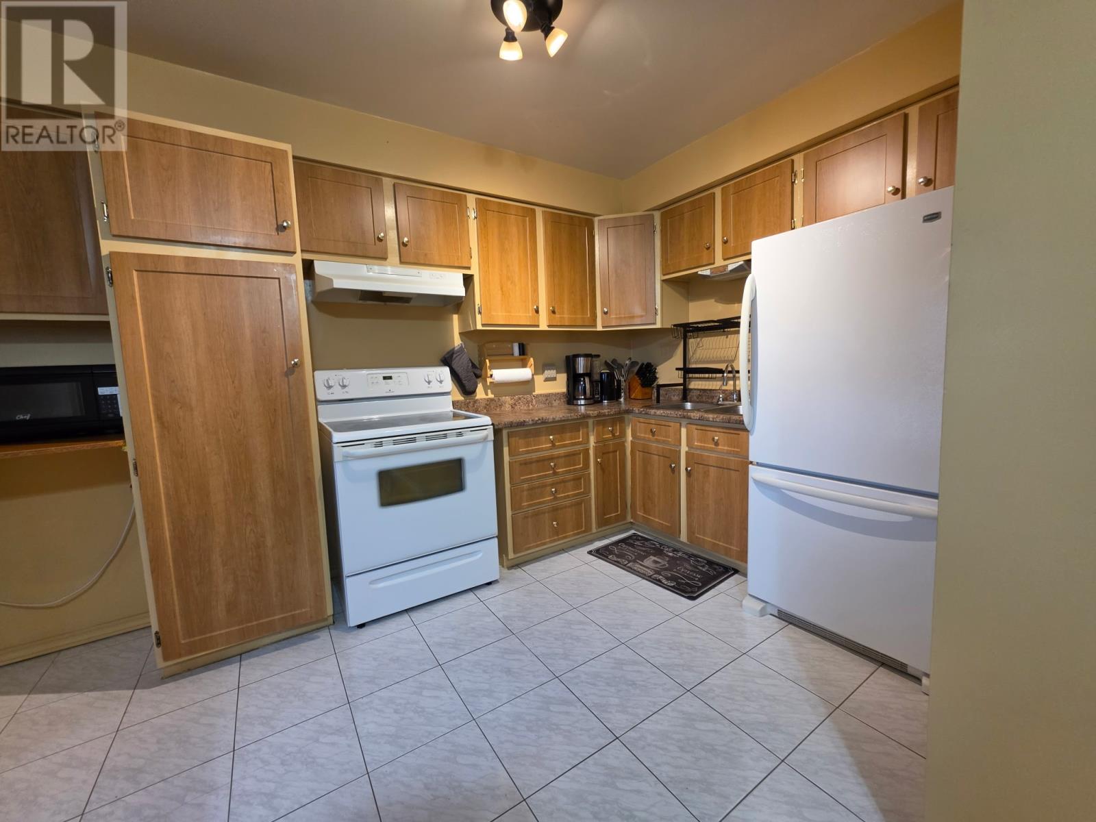 2 Embassy Avenue - 5
