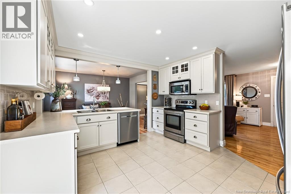 548 Breau Street - 13