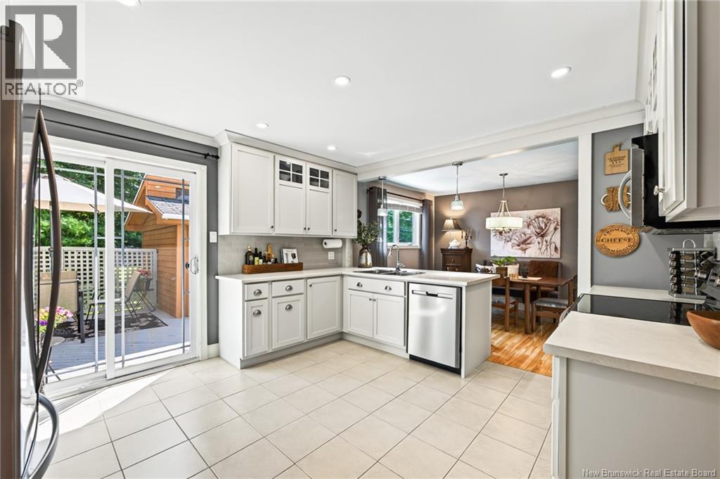 548 Breau Street - 14