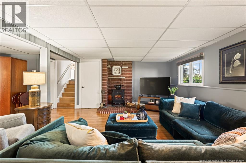 548 Breau Street - 35