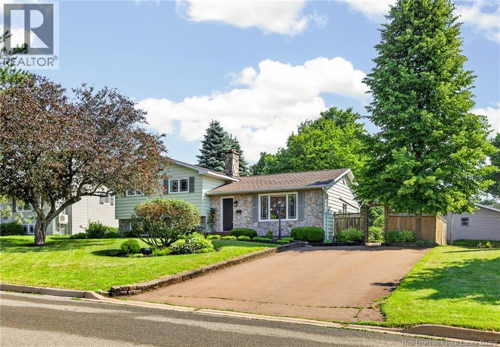 548 Breau Street - 40