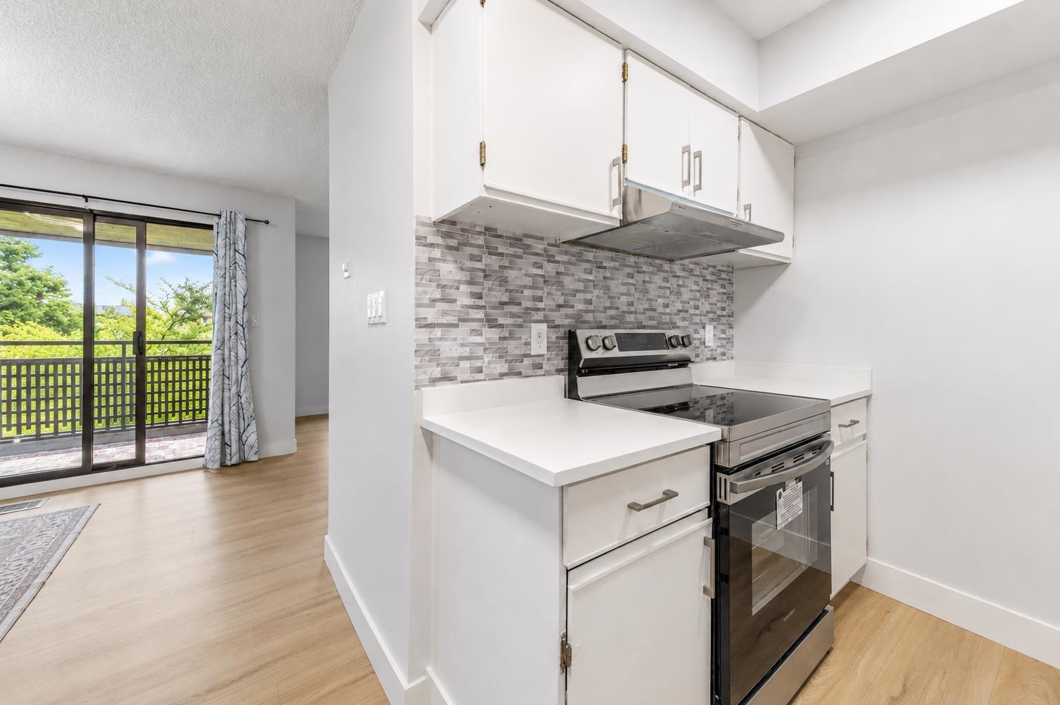 2 Bed, 1 Bath House for Sale in Surrey – 10582 HOLLY PARK LANE, Surrey – MLS# R3147798 - Image 15