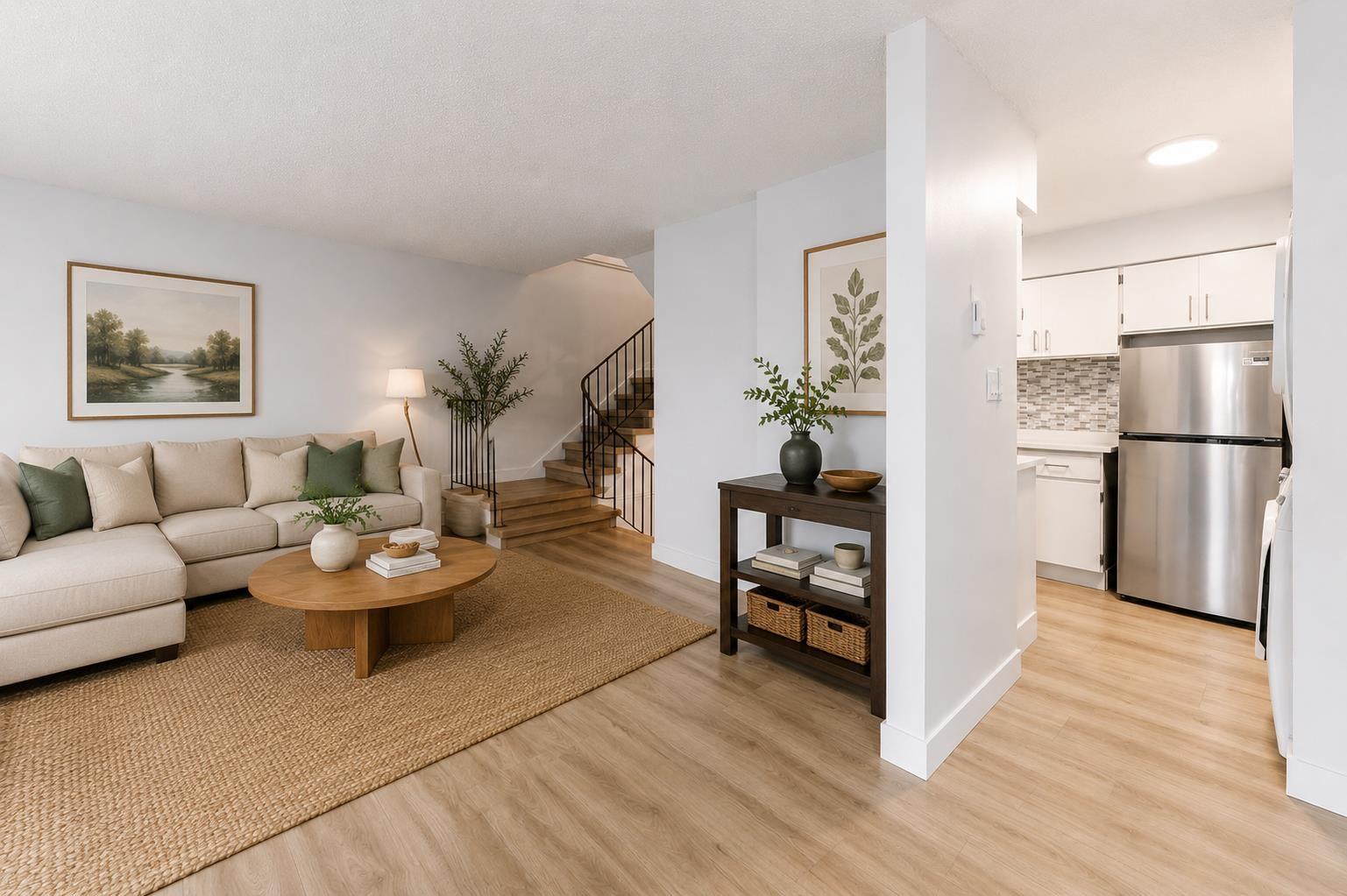 2 Bed, 1 Bath House for Sale in Surrey – 10582 HOLLY PARK LANE, Surrey – MLS# R3147798 - Image 11