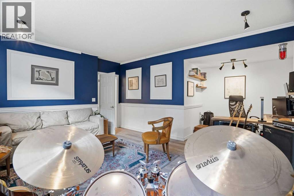 25 Yorkville Green SW - 34