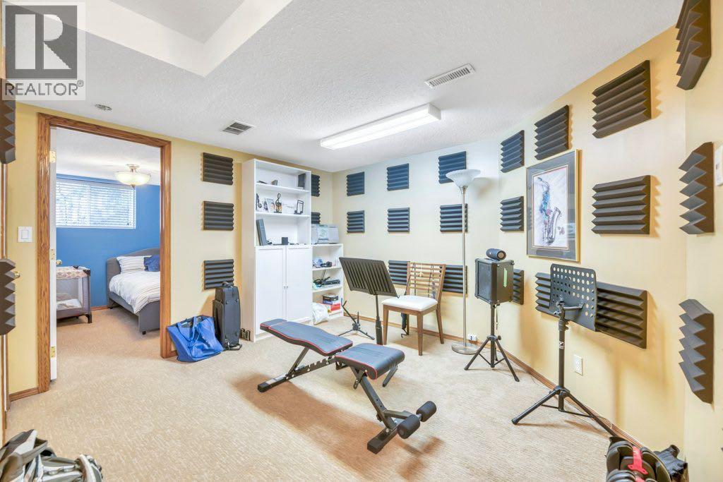 199 Lakeside Greens Court - 37