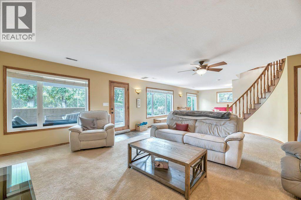 199 Lakeside Greens Court - 31