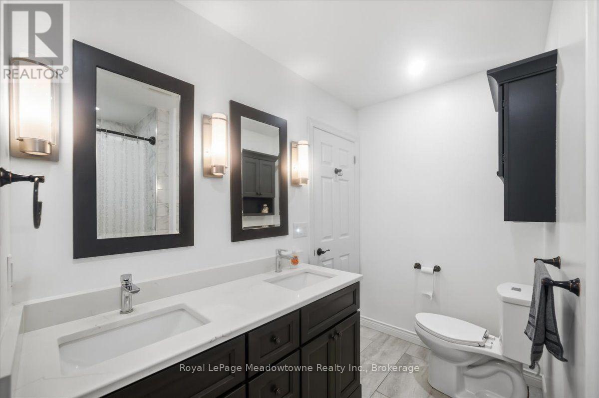 15 SHARPE STREET - 27