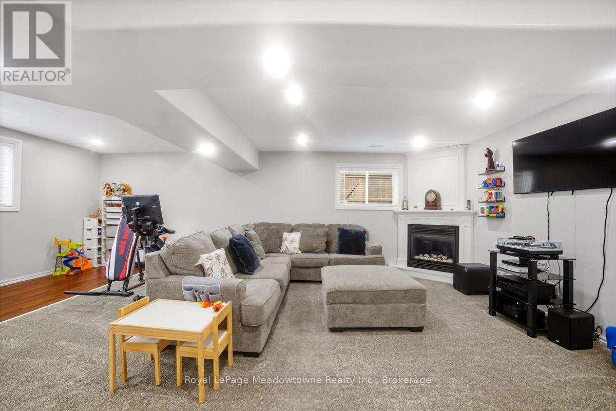 15 SHARPE STREET - 29