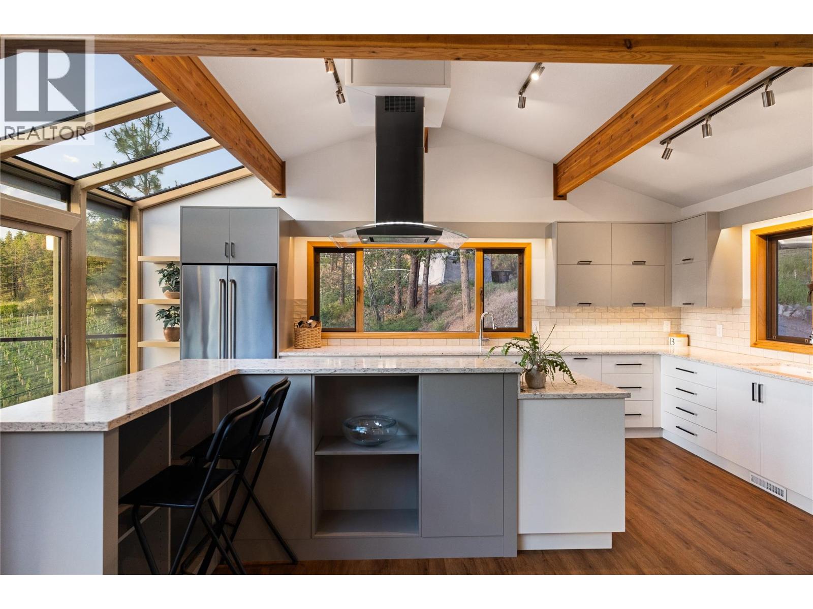 1279 Camp Road - 10