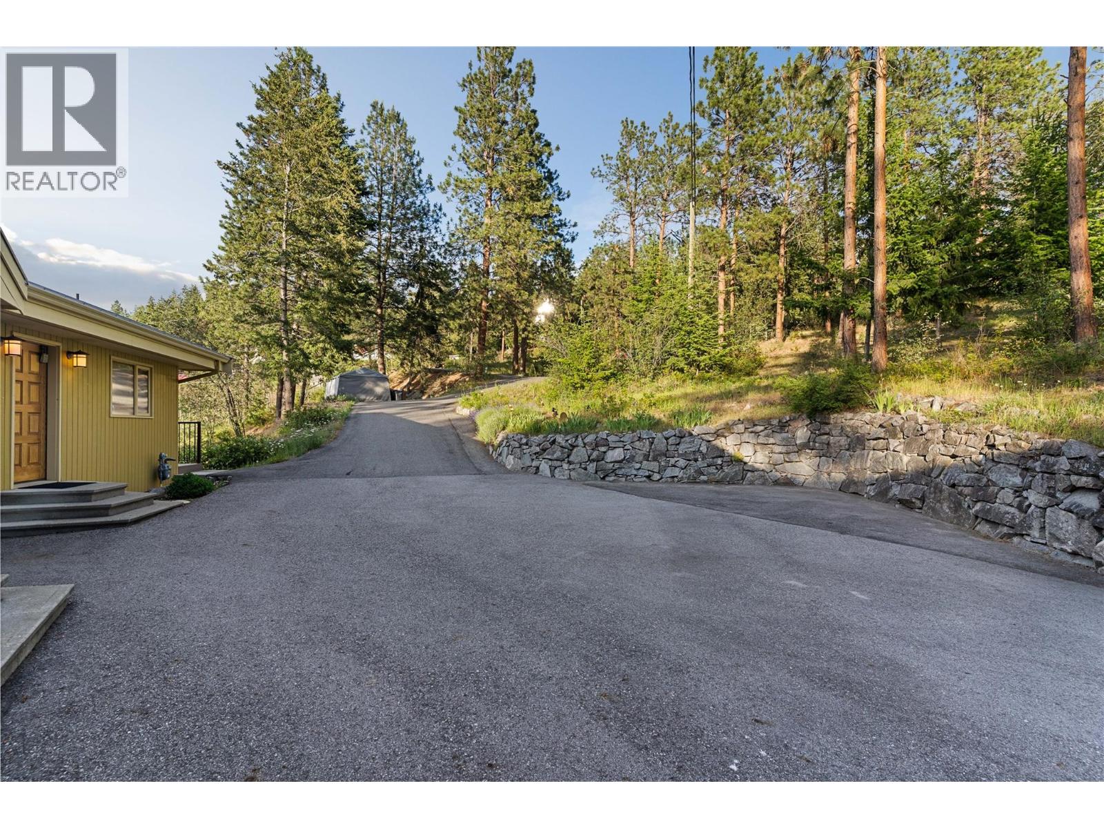 1279 Camp Road - 54