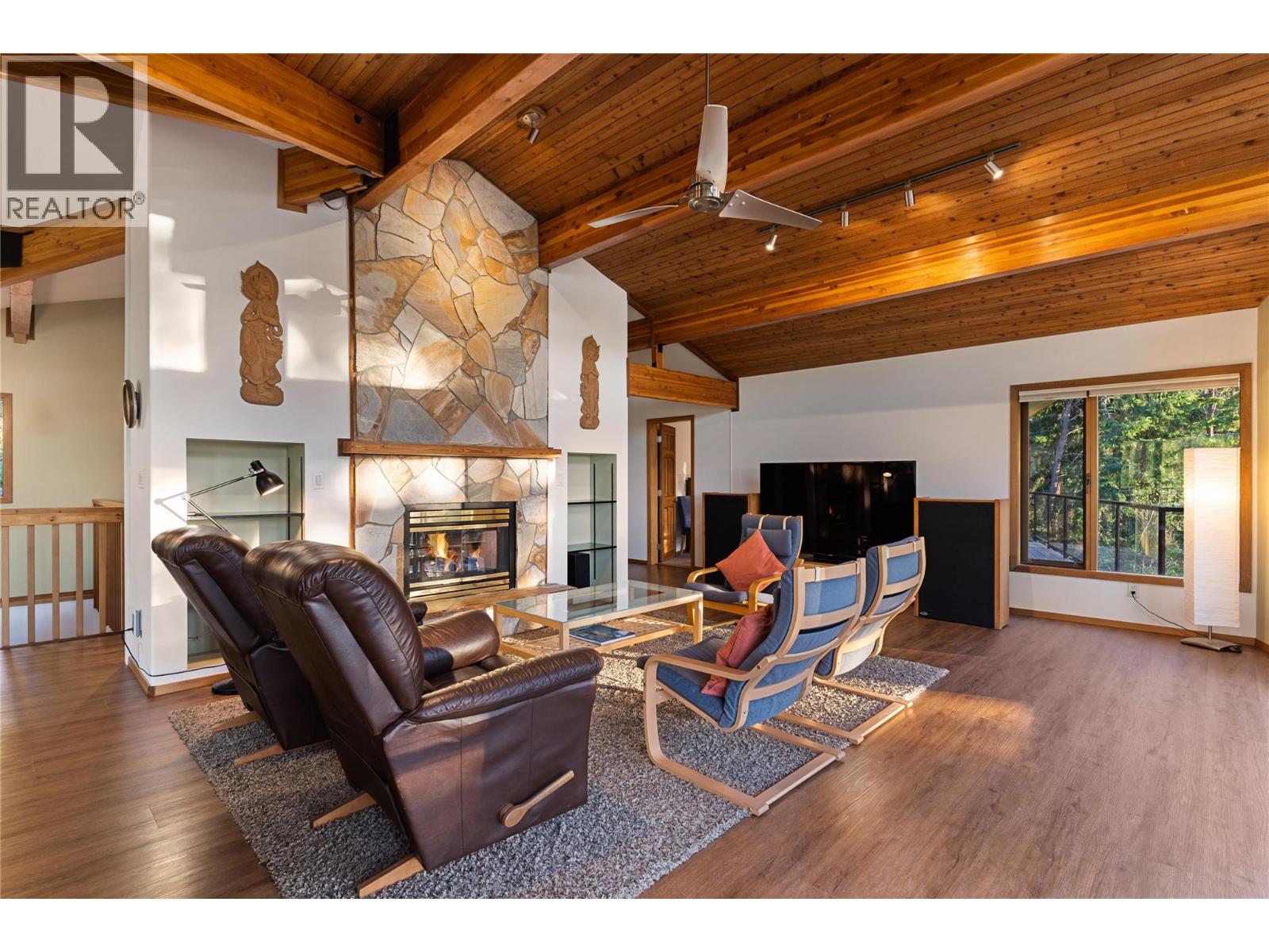 1279 Camp Road - 5
