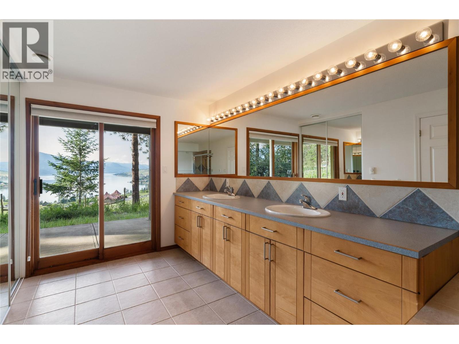 1279 Camp Road - 42