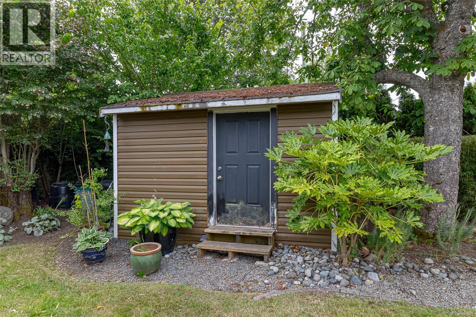 10107 Third St - 36