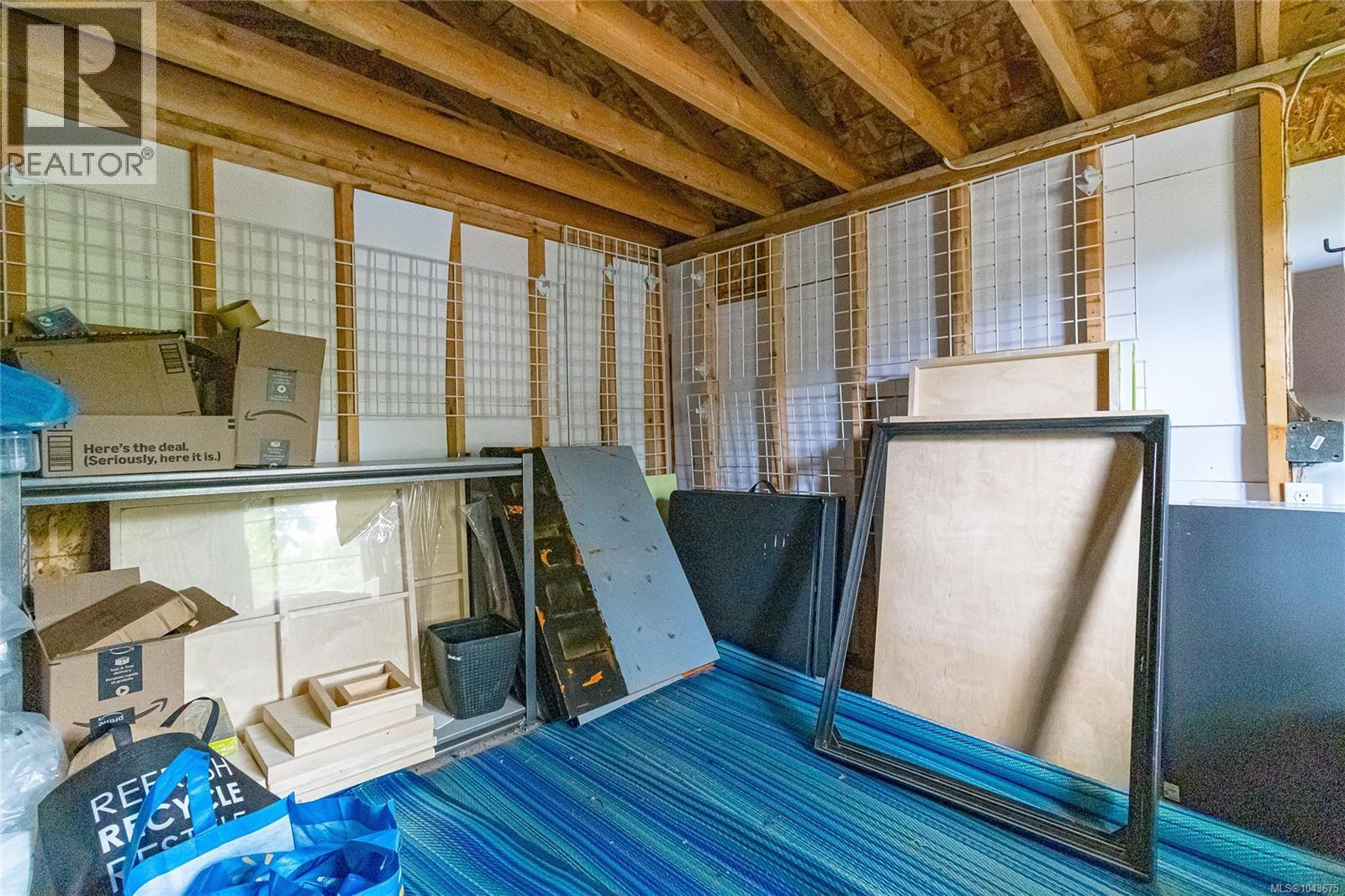 10107 Third St - 37