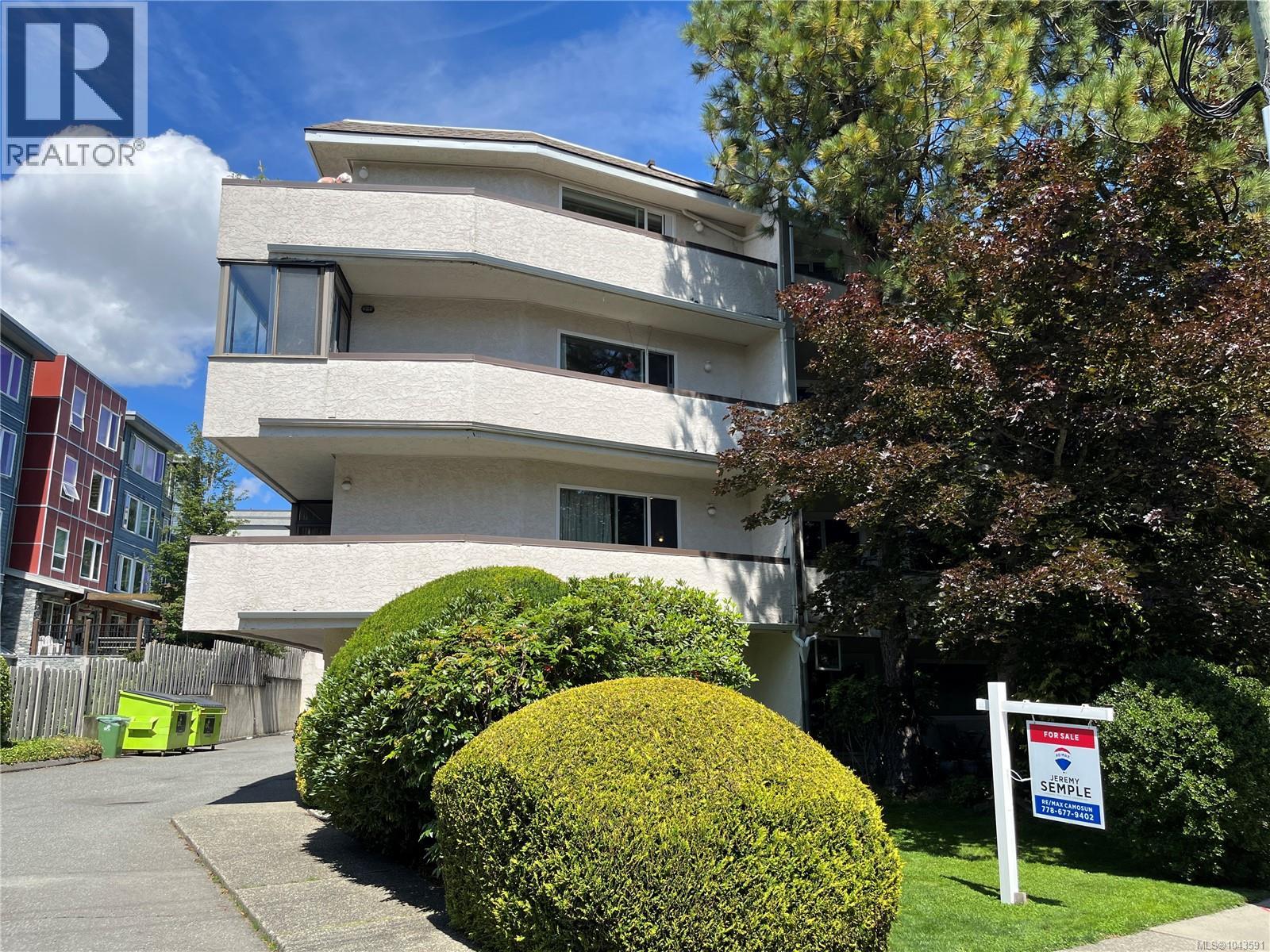 #303 1068 Tolmie Ave - 1