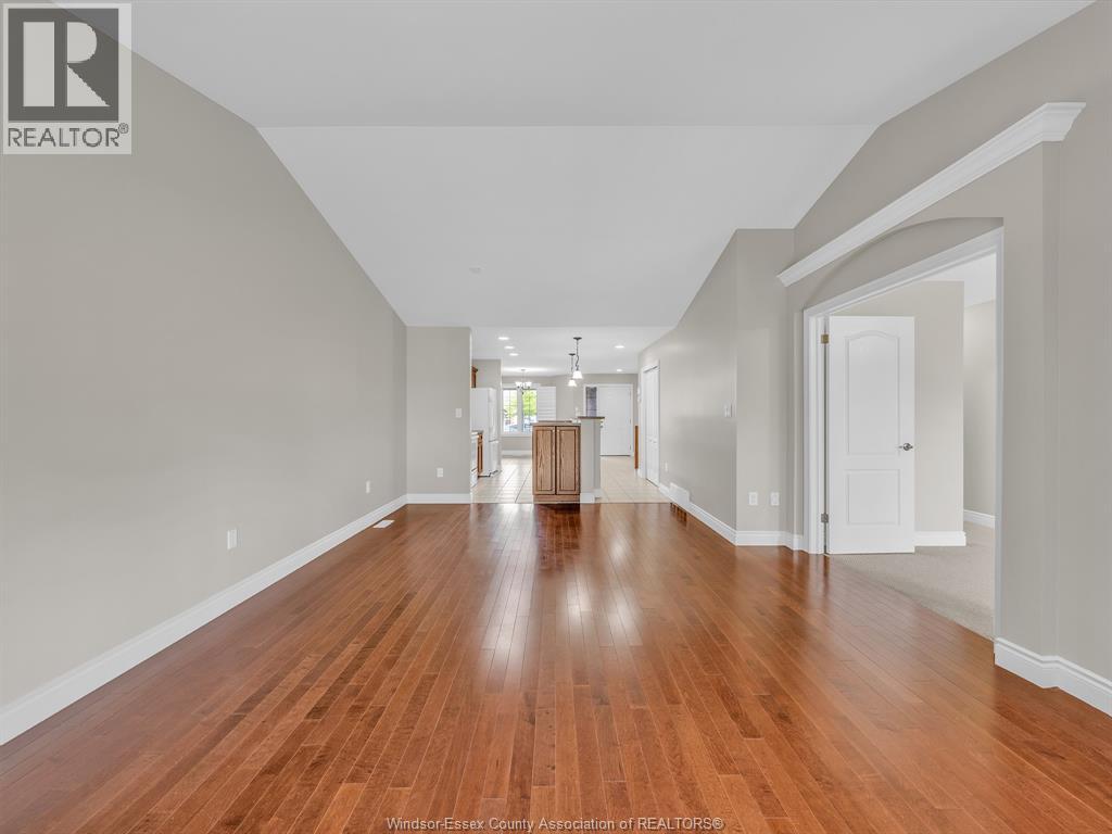 1515 SKINNER STREET - 12