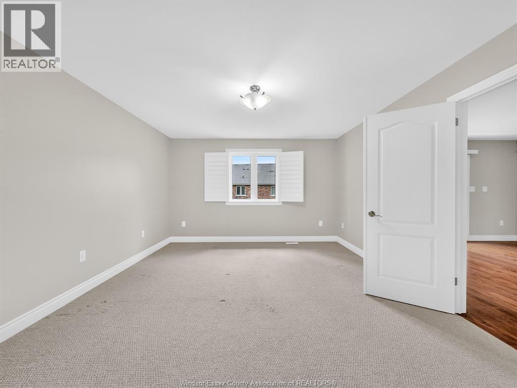 1515 SKINNER STREET - 13