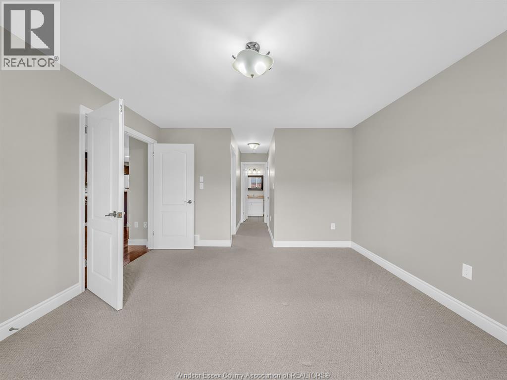 1515 SKINNER STREET - 14