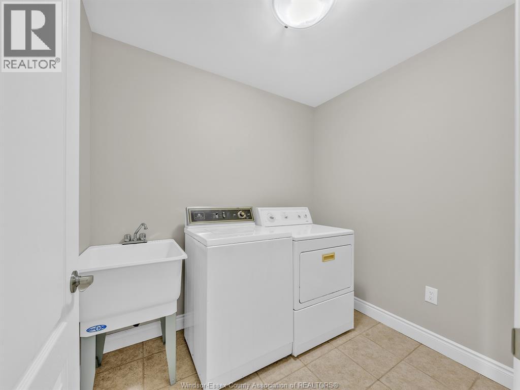 1515 SKINNER STREET - 15