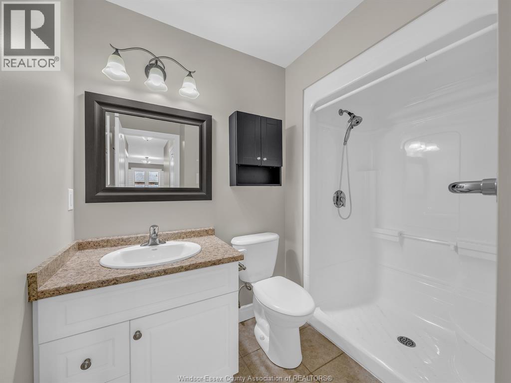 1515 SKINNER STREET - 16