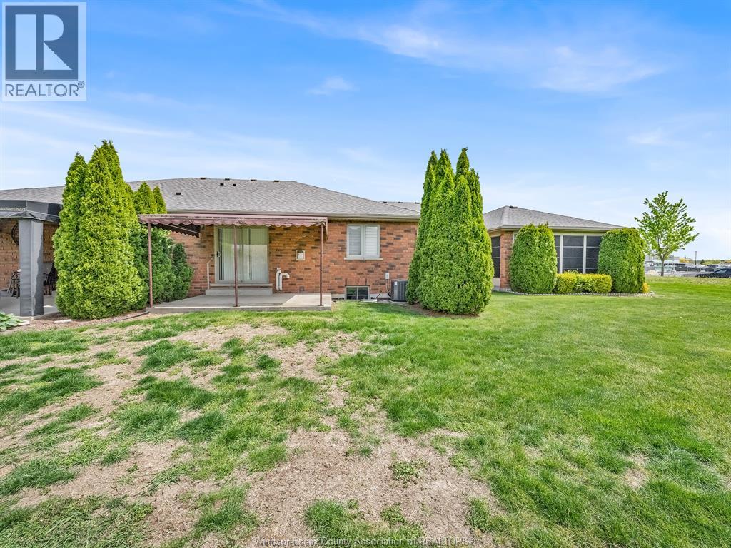 1515 SKINNER STREET - 30