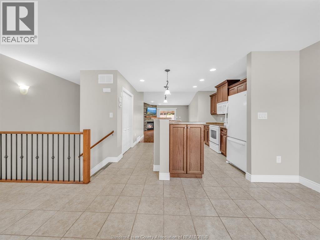 1515 SKINNER STREET - 5
