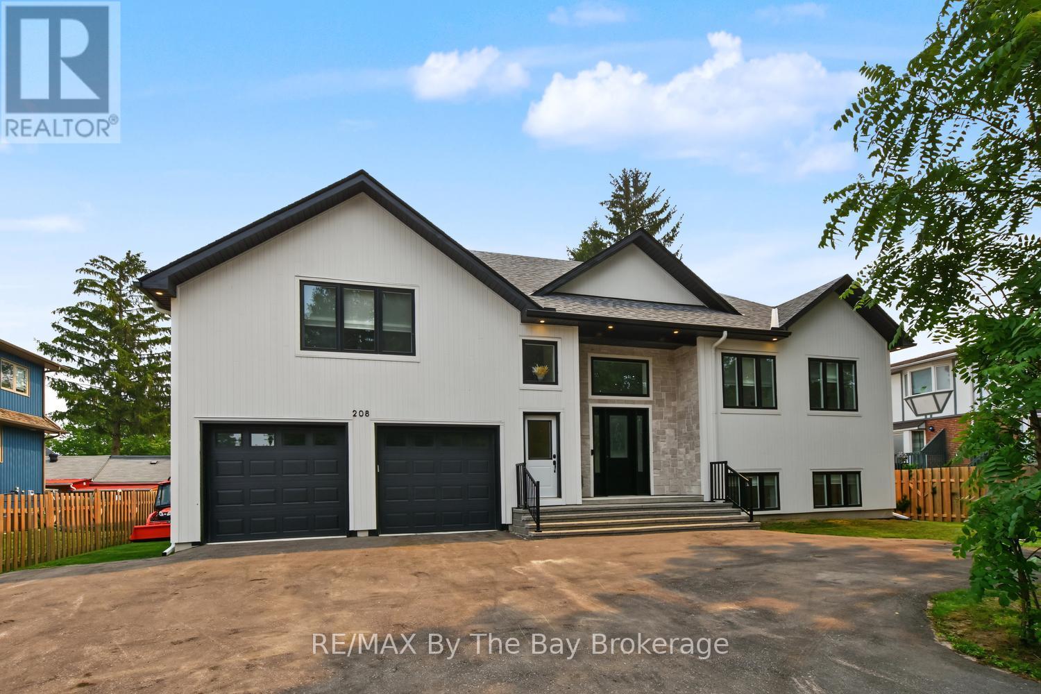 208 THOMAS STREET - 1