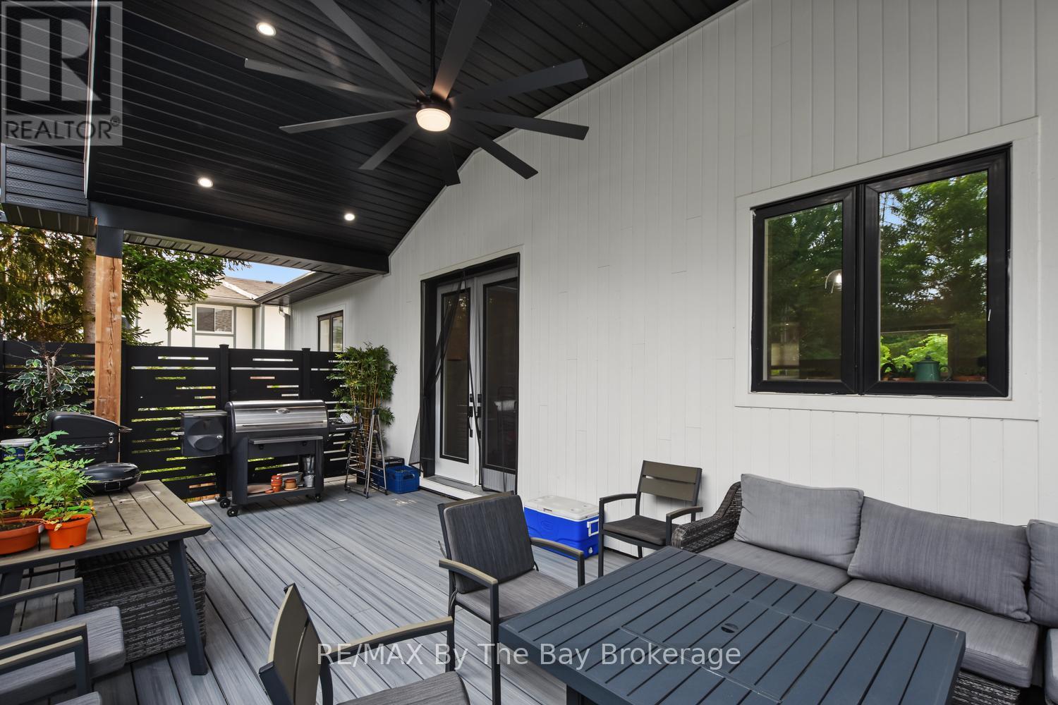 208 THOMAS STREET - Image 16