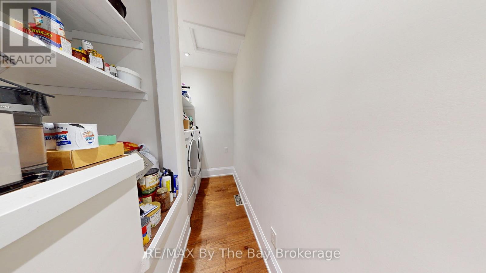 208 THOMAS STREET - Image 33