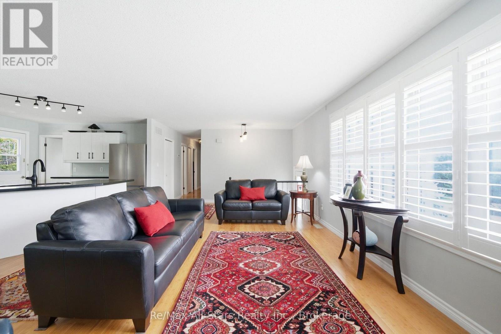 1781 SCUGOG STREET - 14